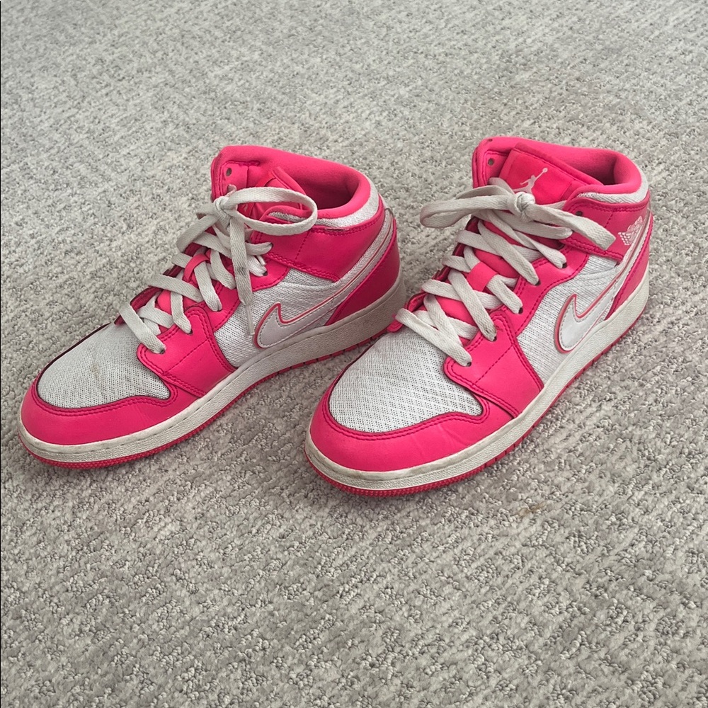 Nike Air Jordan hot pink shoes!